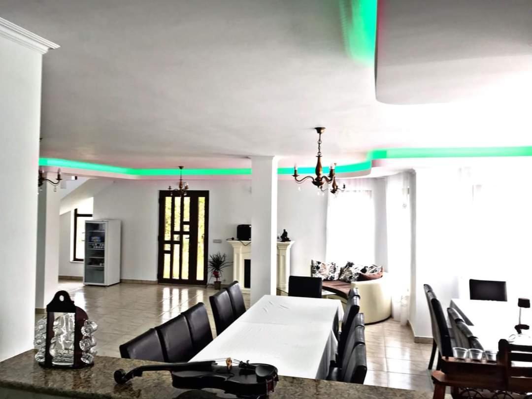 La Casa Alana Hotel Viseu de Jos Ngoại thất bức ảnh